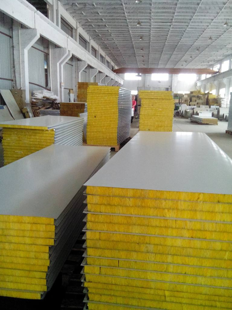 Alüminyum panel ile Galvaniz Sandviç Panel Farkı 1 Alüminyum panel ve Galvaniz Panel Özellikleri